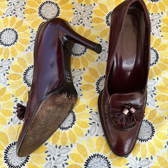 TOD’S OXBLOOD LEATHER TASSEL‎ HEEL SIZE 8 - Picture 2 of 8